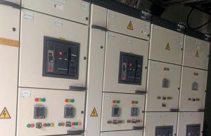 Read more about the article Jual Beli Panel Listrik Bekas